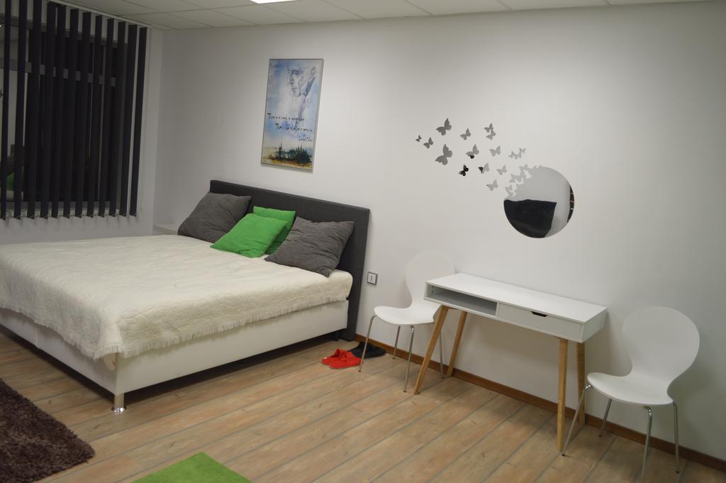 Apartmán Vasarely Luxury Flat Satu Mare Exteriér fotografie